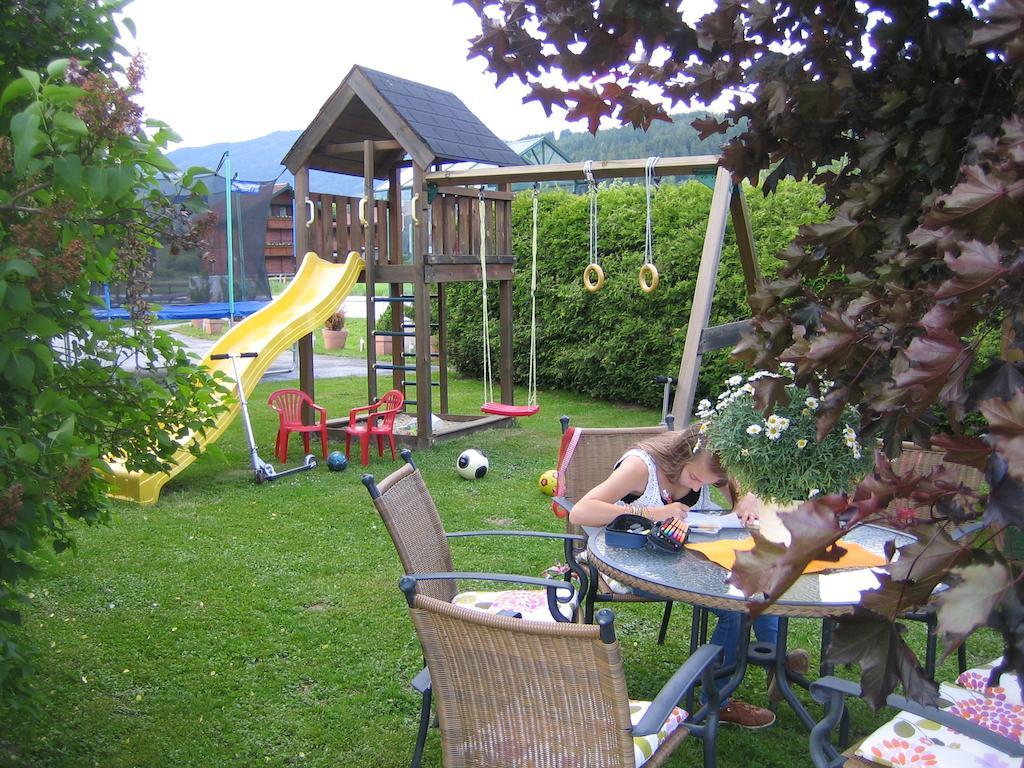 Appartement-Gaestehaus Ursula 弗拉绍 外观 照片