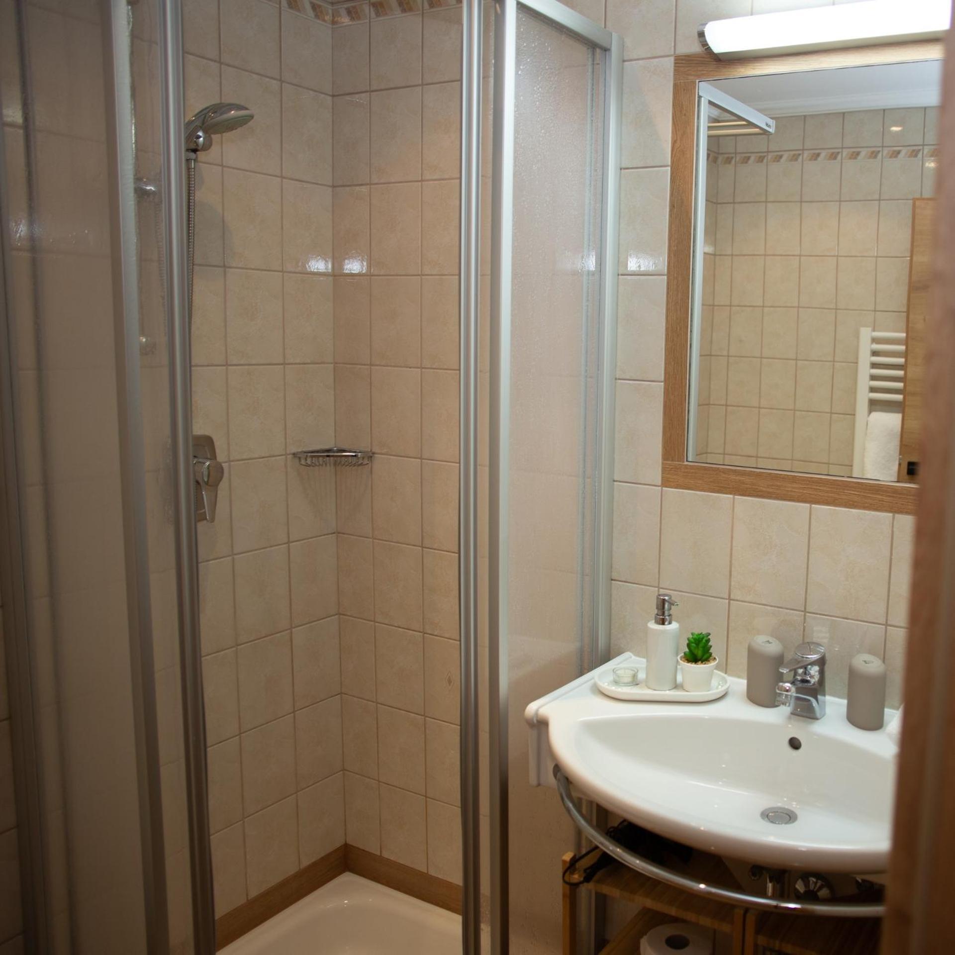 Appartement-Gaestehaus Ursula 弗拉绍 外观 照片